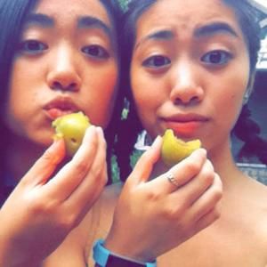 Meet your Posher, Dahlia